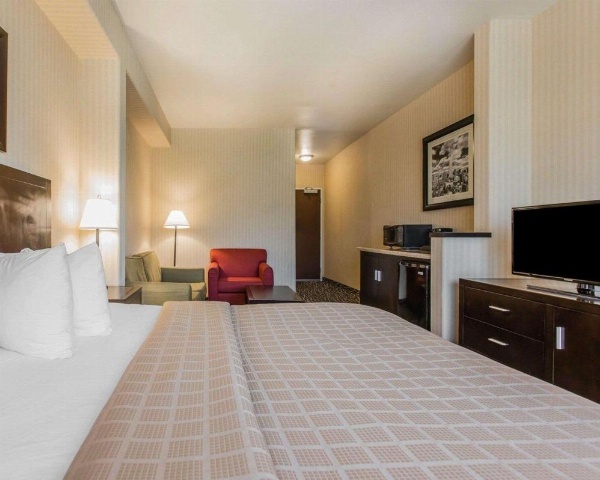 Quality Inn Rosemead image 25